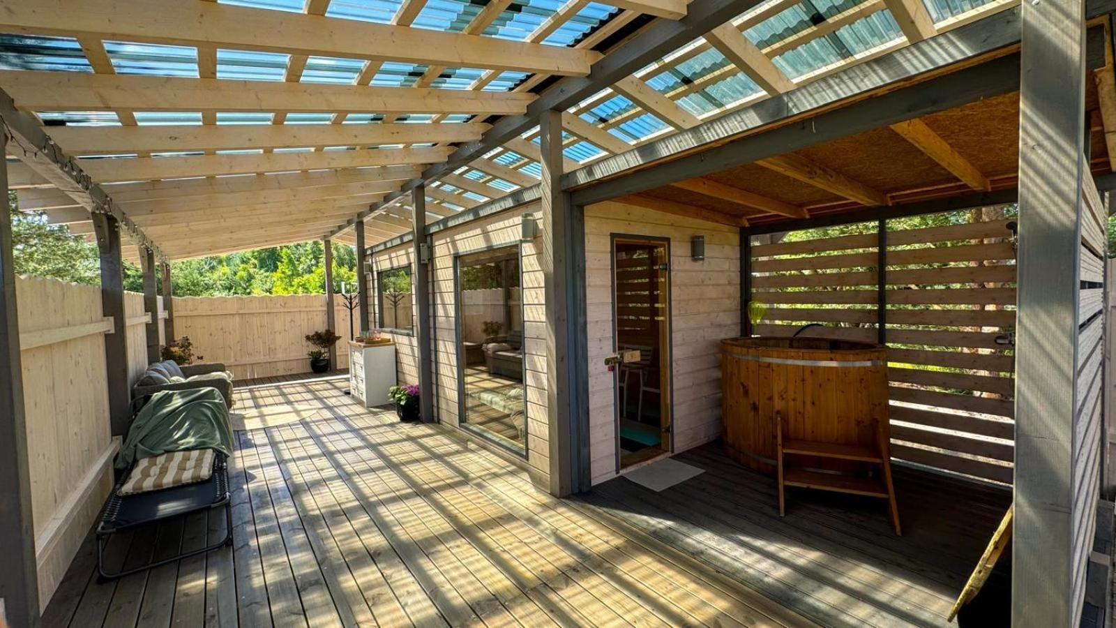 Surf Domki Habenda Z Sauna Ogrodowa Sarbsk Exterior foto